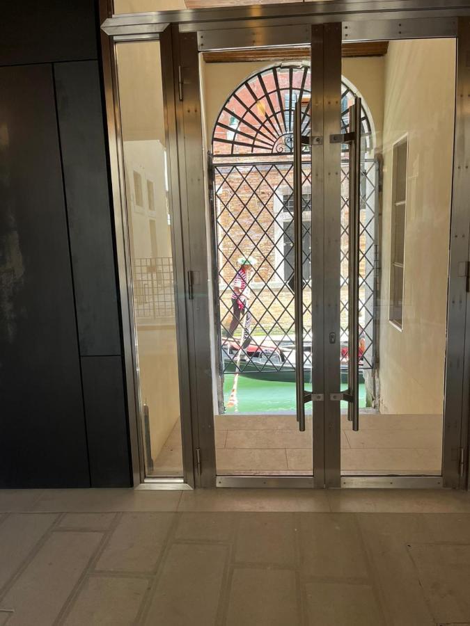 Immobiliare Nk Palazzo Bonvicini Apartment Venice Luaran gambar