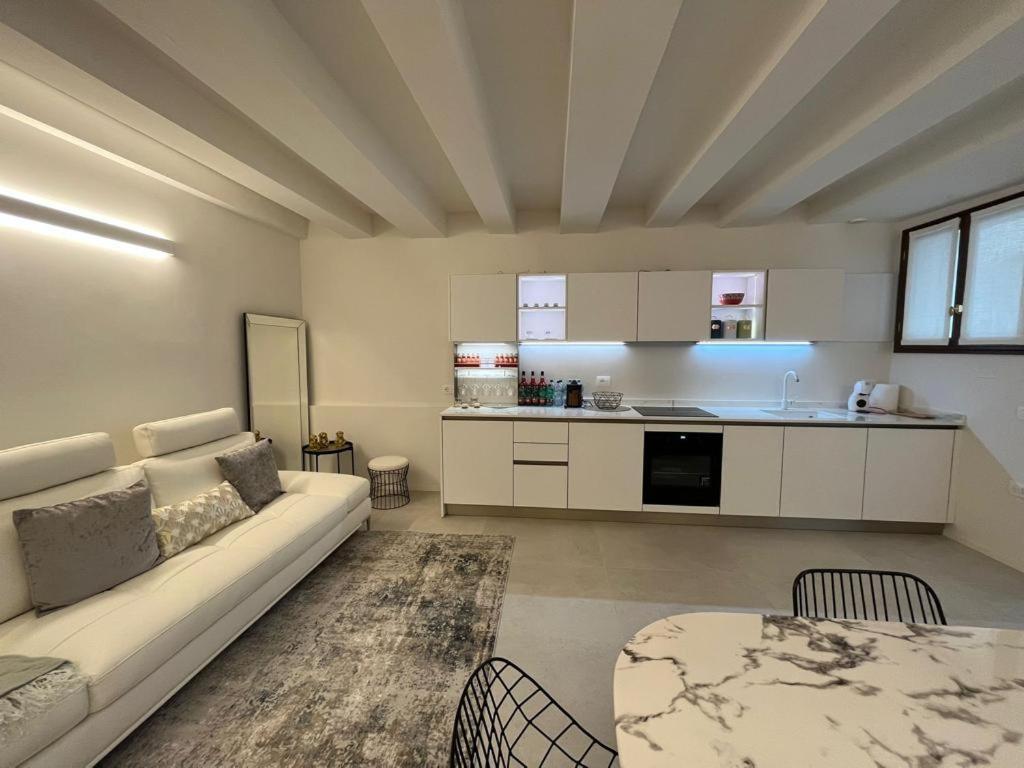Immobiliare Nk Palazzo Bonvicini Apartment Venice Luaran gambar
