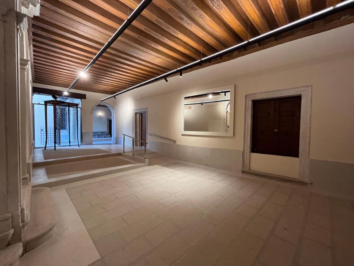 Immobiliare Nk Palazzo Bonvicini Apartment Venice Luaran gambar